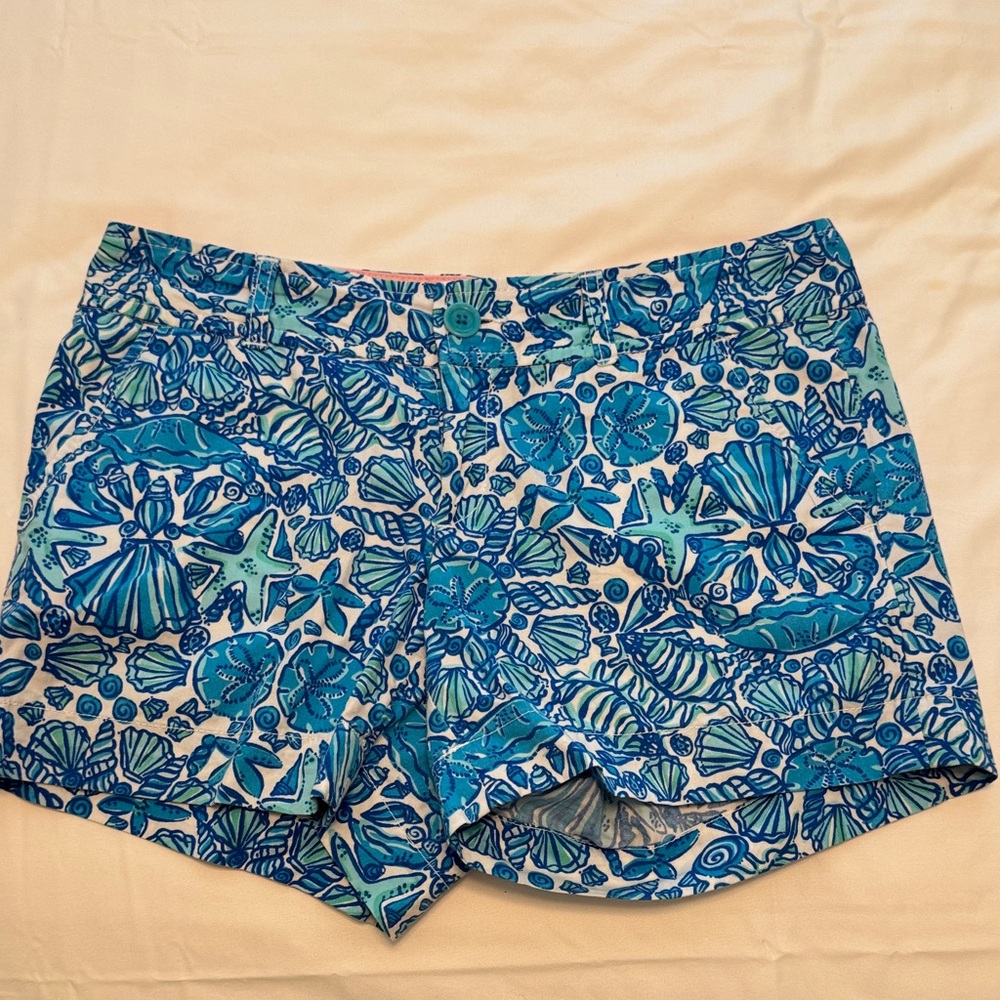 Lilly Pulitzer Blue Seashell Patterned Women's Sh… - image 1